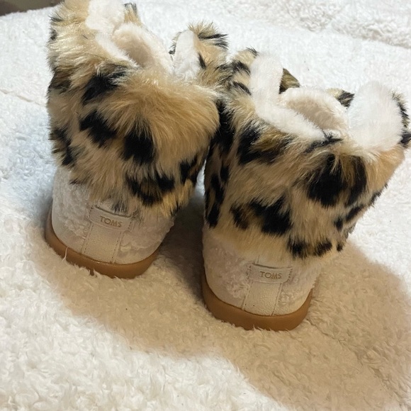 TOMS NWOT Celeste Cheetah Bootie Womens Beige Casual Slippers (Size 10) - Picture 6 of 7